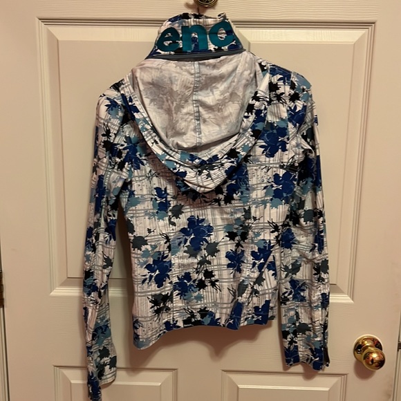 Bench Coat - Picture 2 of 2